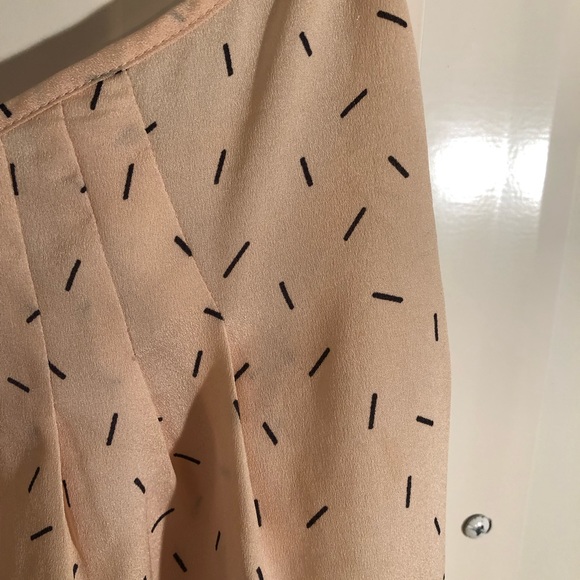 Light pink Tobi tank top - Picture 2 of 4